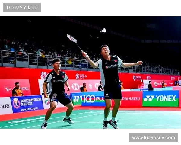 成都羽毛球队进攻战术解析与实战应用探讨